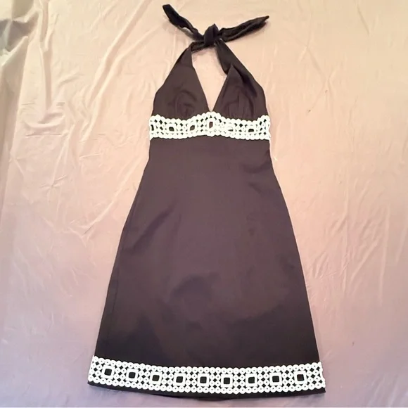 Trina Turk Black/White halter Dress with cutouts size 2/XS - Picture 4 of 11